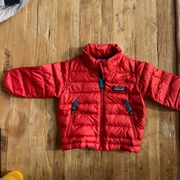 Patagonia Baby Down Red Sweater Jacket 3-6M - Picture 3 of 4